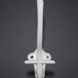 Enamelled cast iron hook