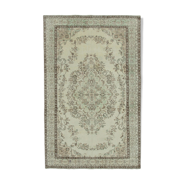 Oriental handmade vintage 1970s beige carpet 191 cm x 309 cm