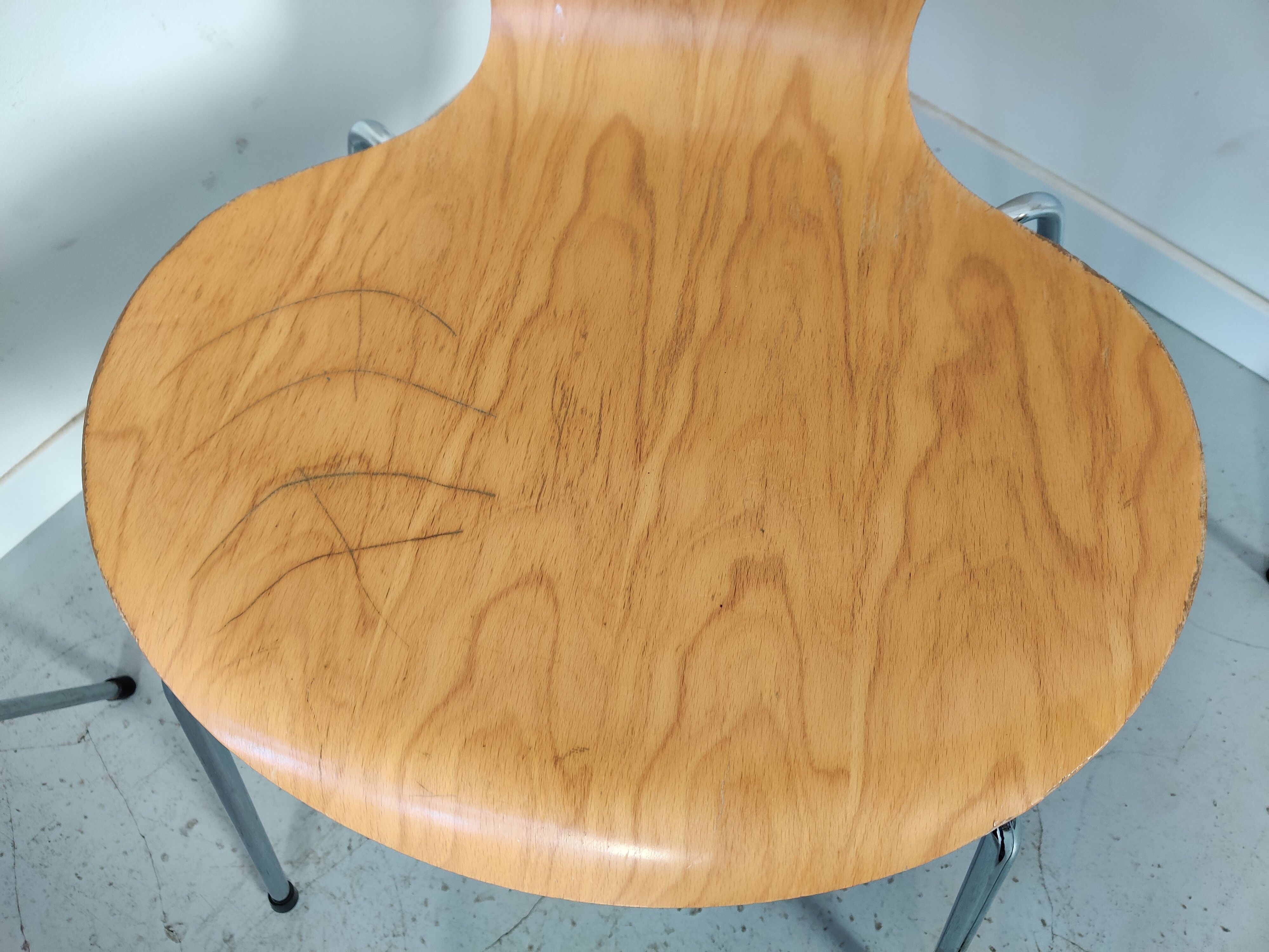 6 chairs series 7 by Arne Jacobsen for Fritz Hansen