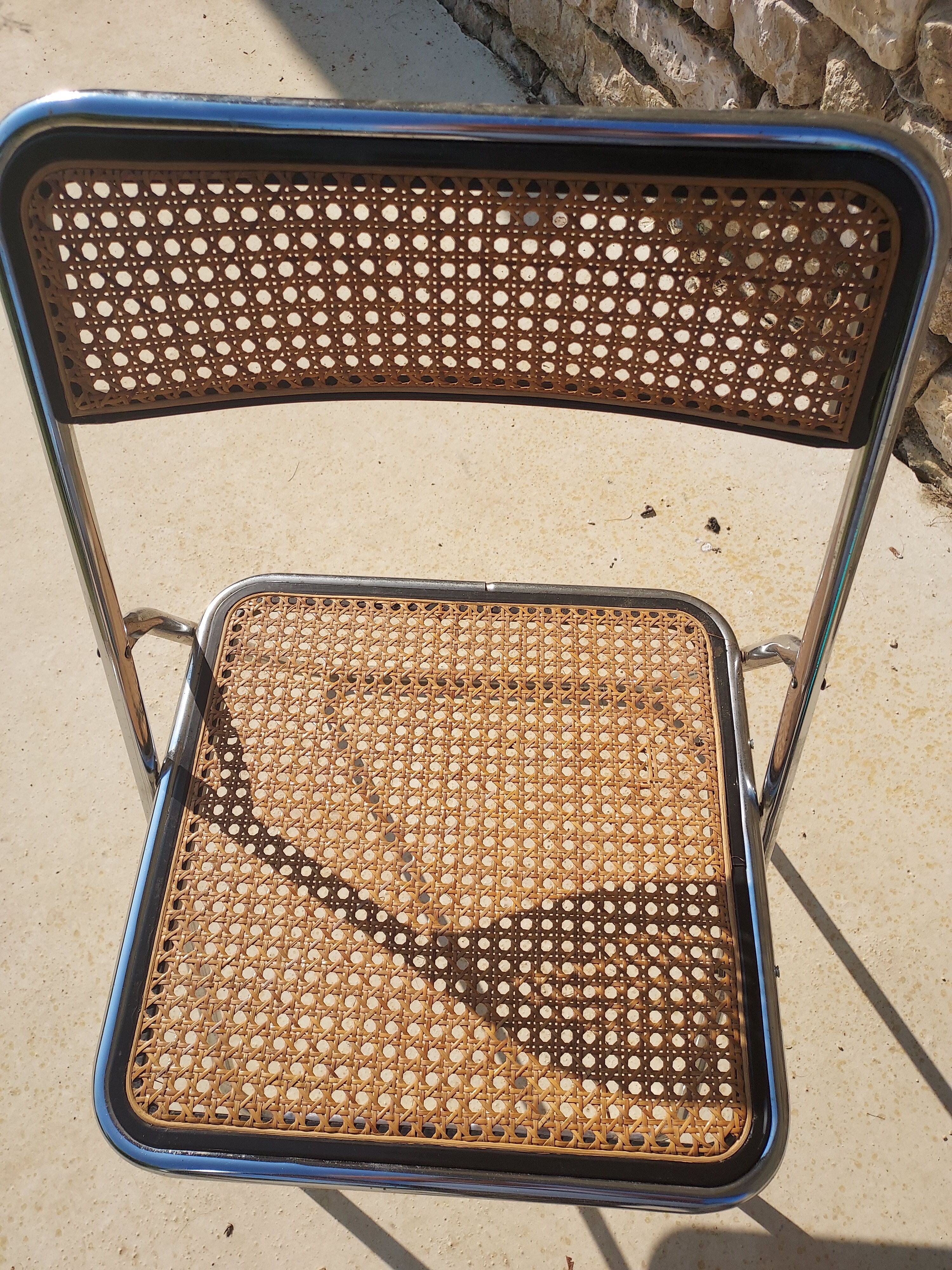 Canned folding chairs