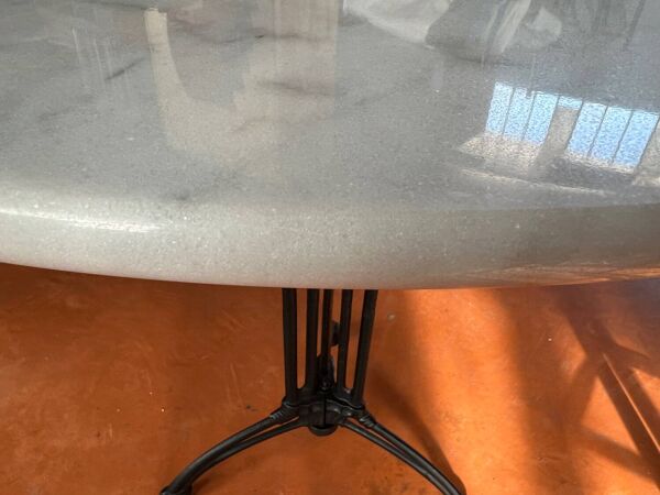 Table en marbre