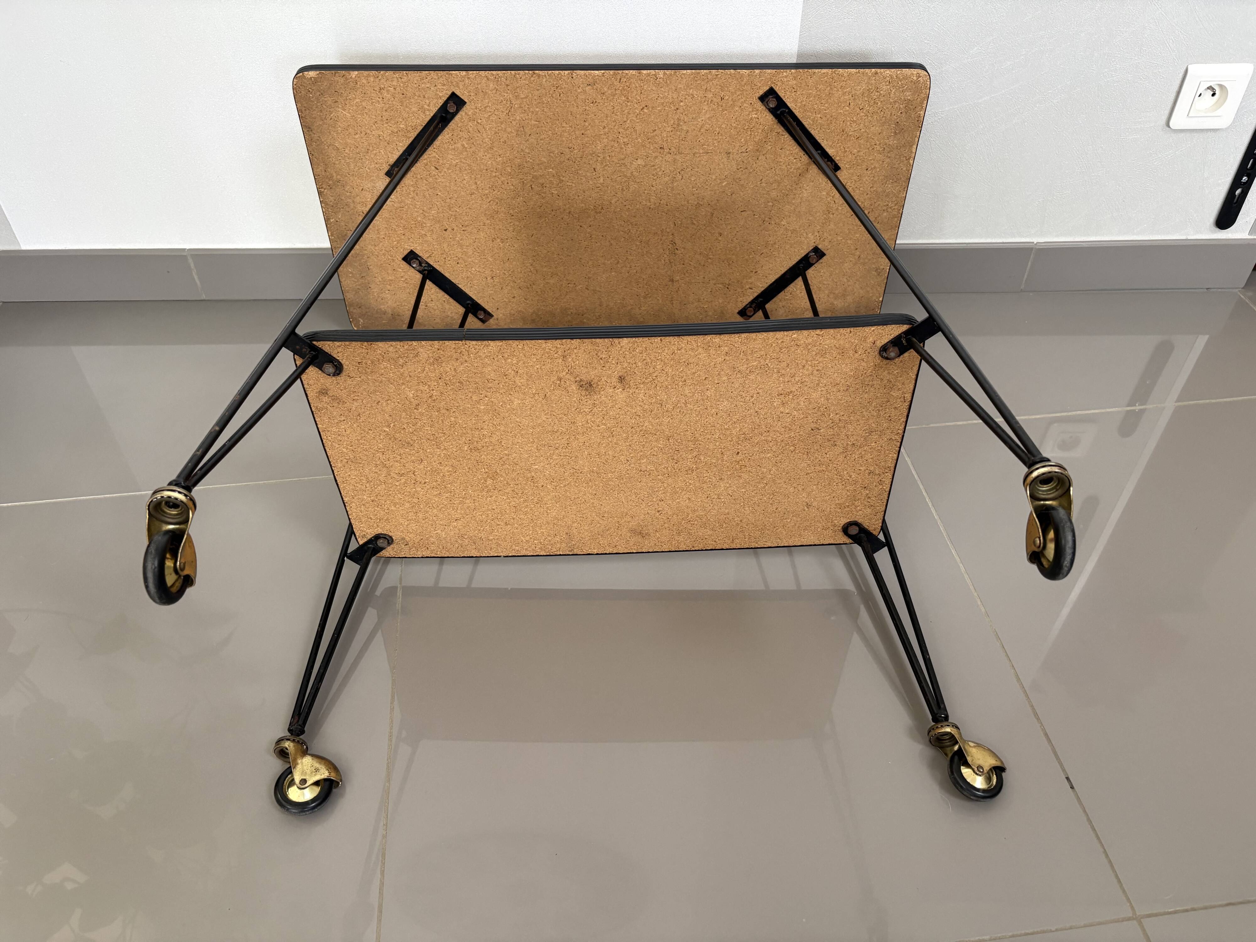 Vintage Side Table/Serving Cart on Wheels - 1950s/60s Style