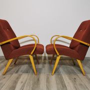 Paire de fauteuils by Jaroslav Smidek