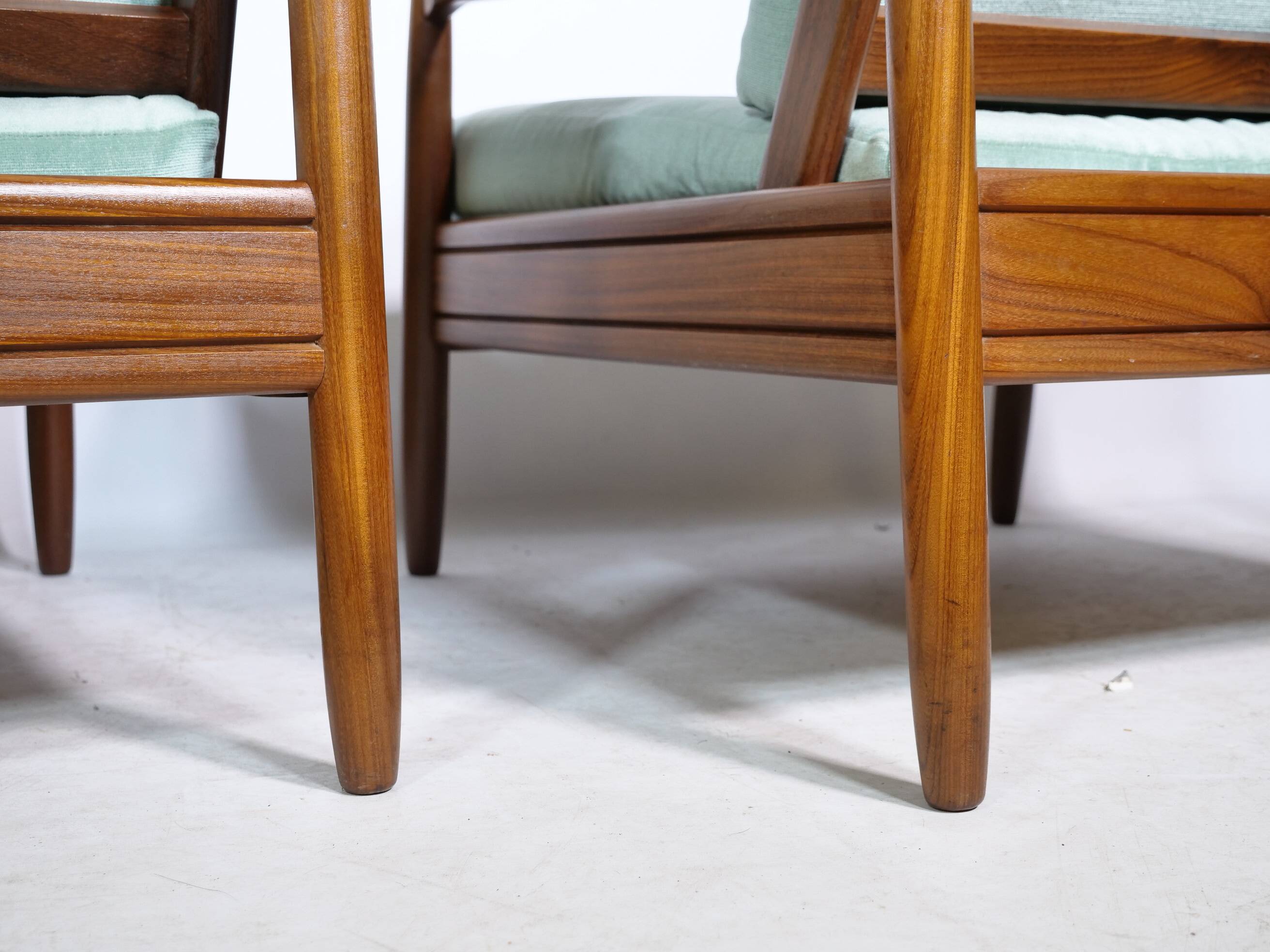 Mid-Century Design Teak Lounge Chairs from Denmark, Set of 2, 1960s