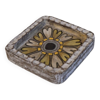 Mari Simmulson ceramic trinket tray