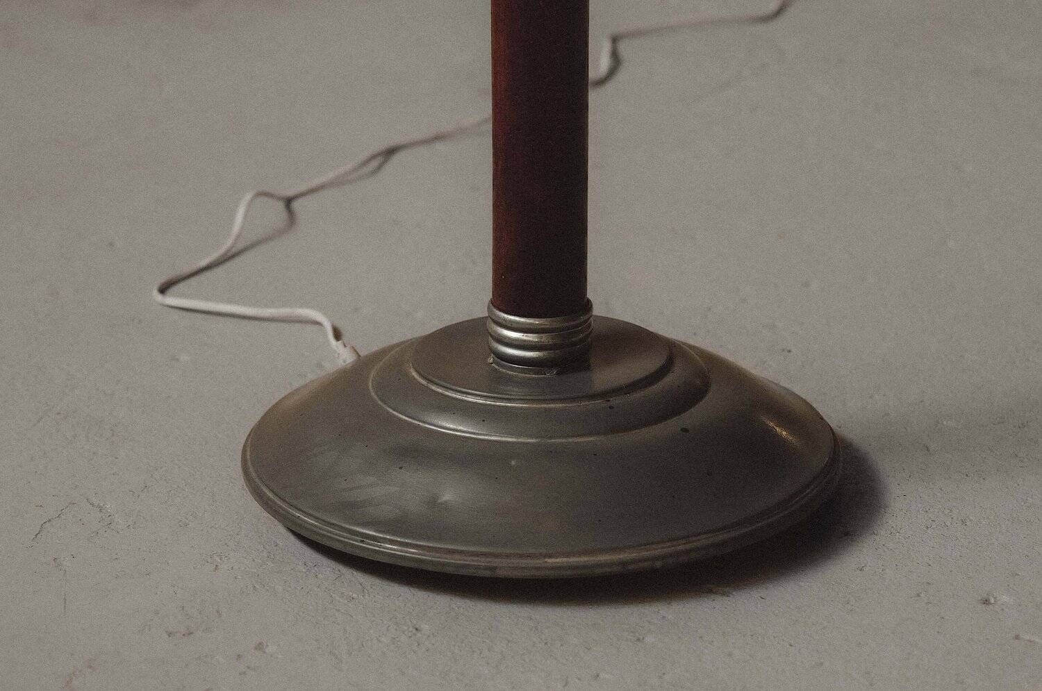 Art Deco floor lamp in oak, metal and glass, circa 1930
