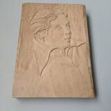 Handcrafted wall sculpture portrait of a woman from the 60s, handcrafted frame
