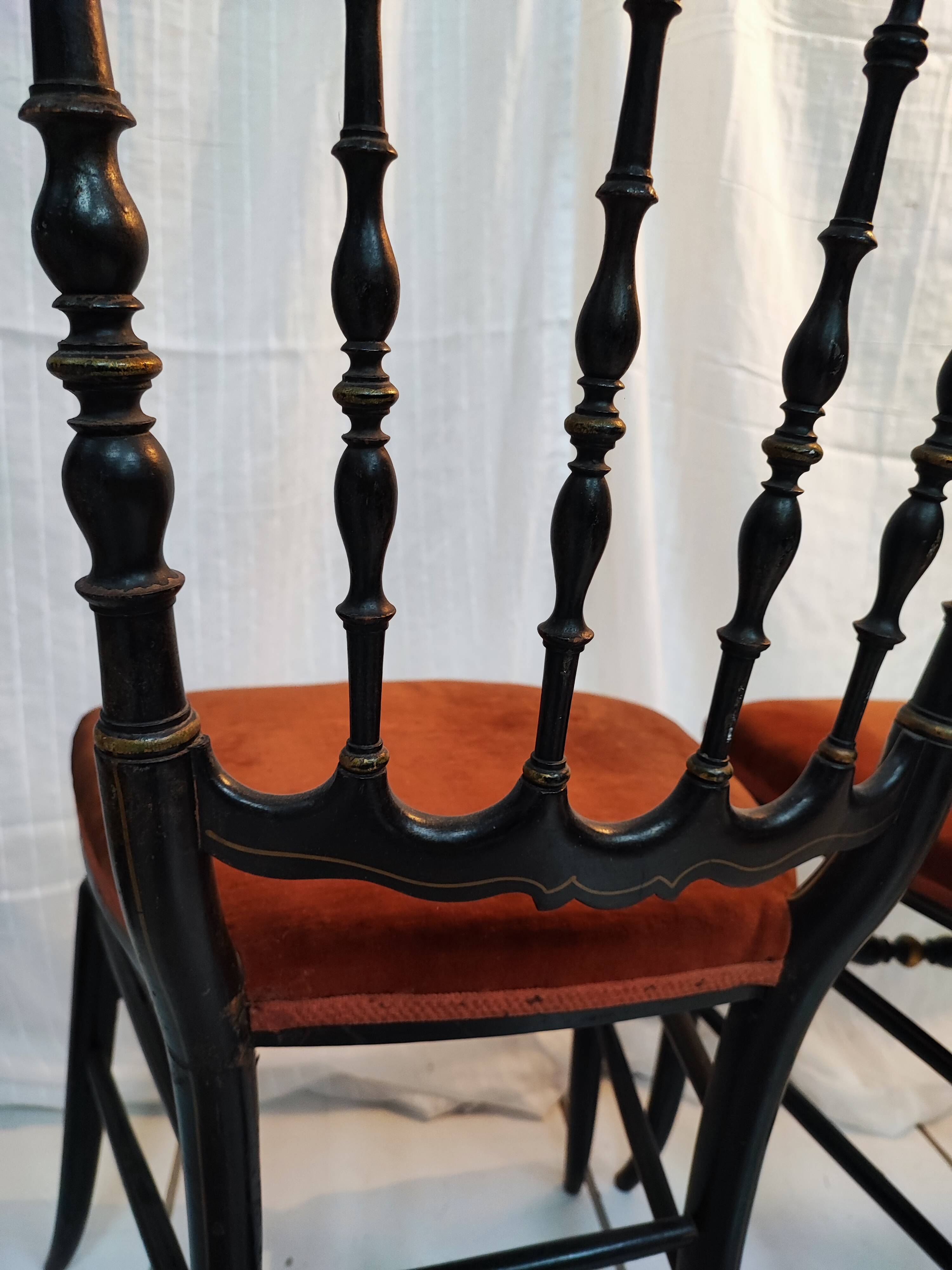 Paire de chaises Napoléon III modèle Opéra