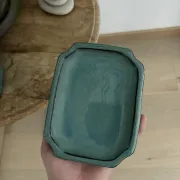 Light green ceramic flower pot