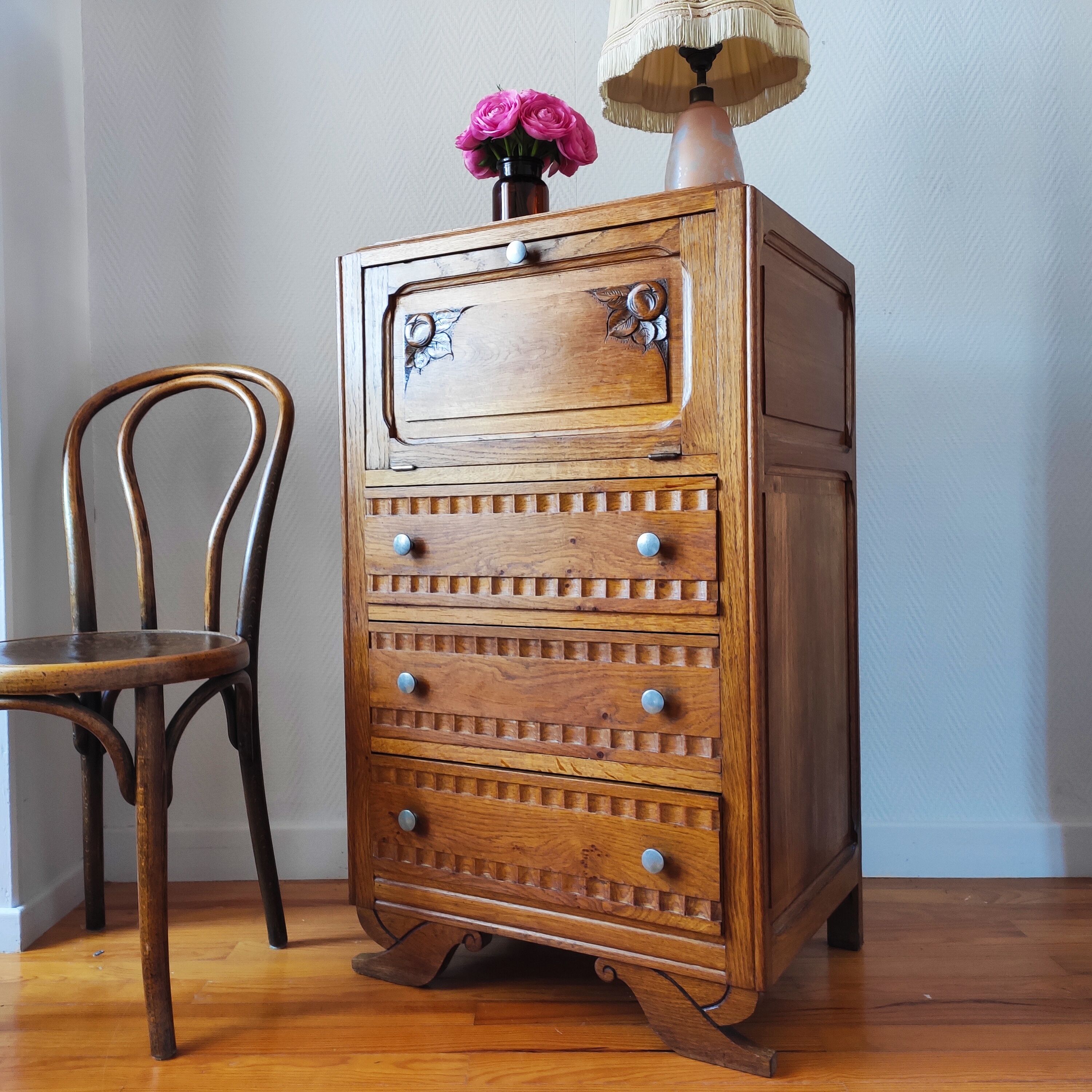 Art Deco oak chest of drawers