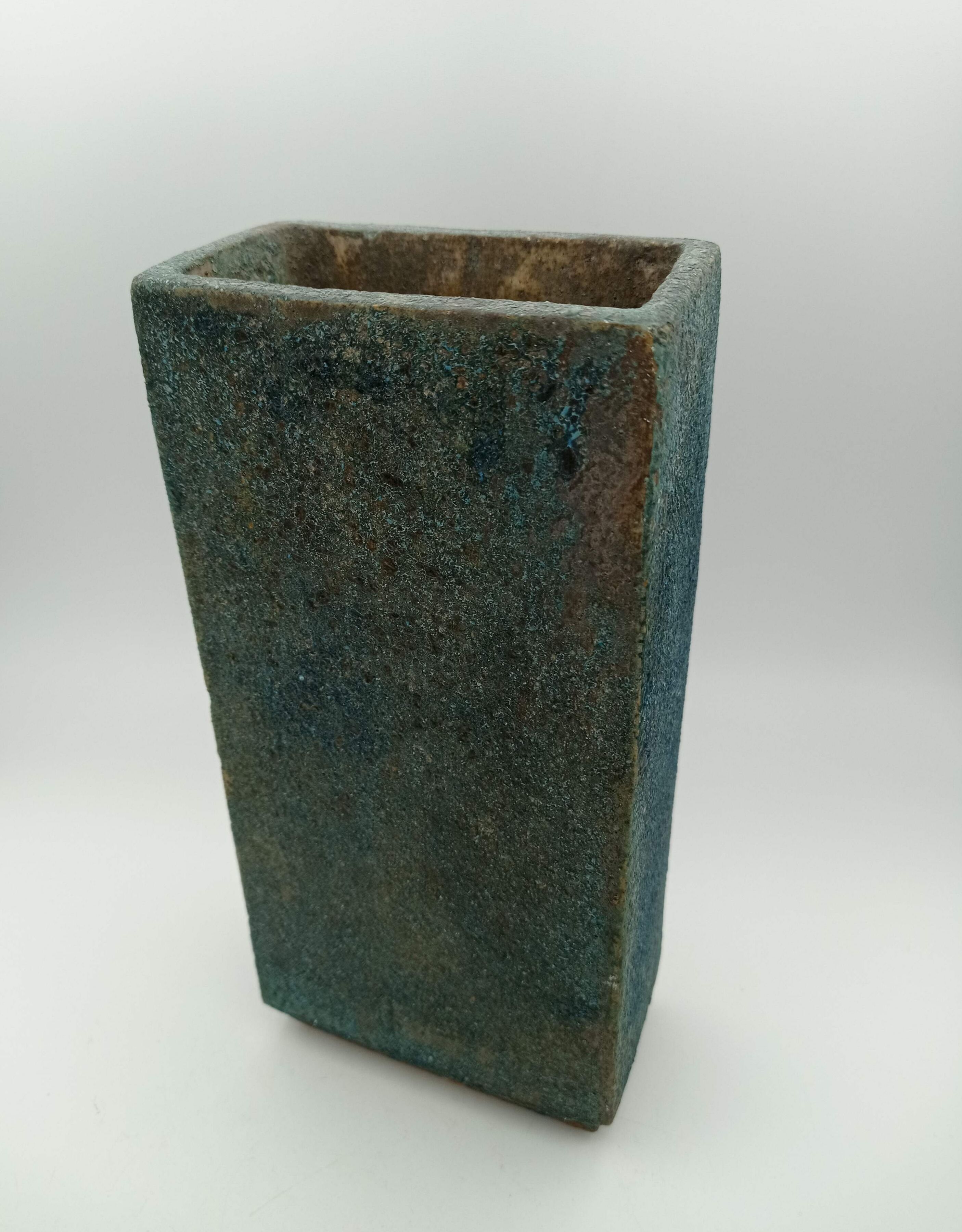 Geometric ceramic vase