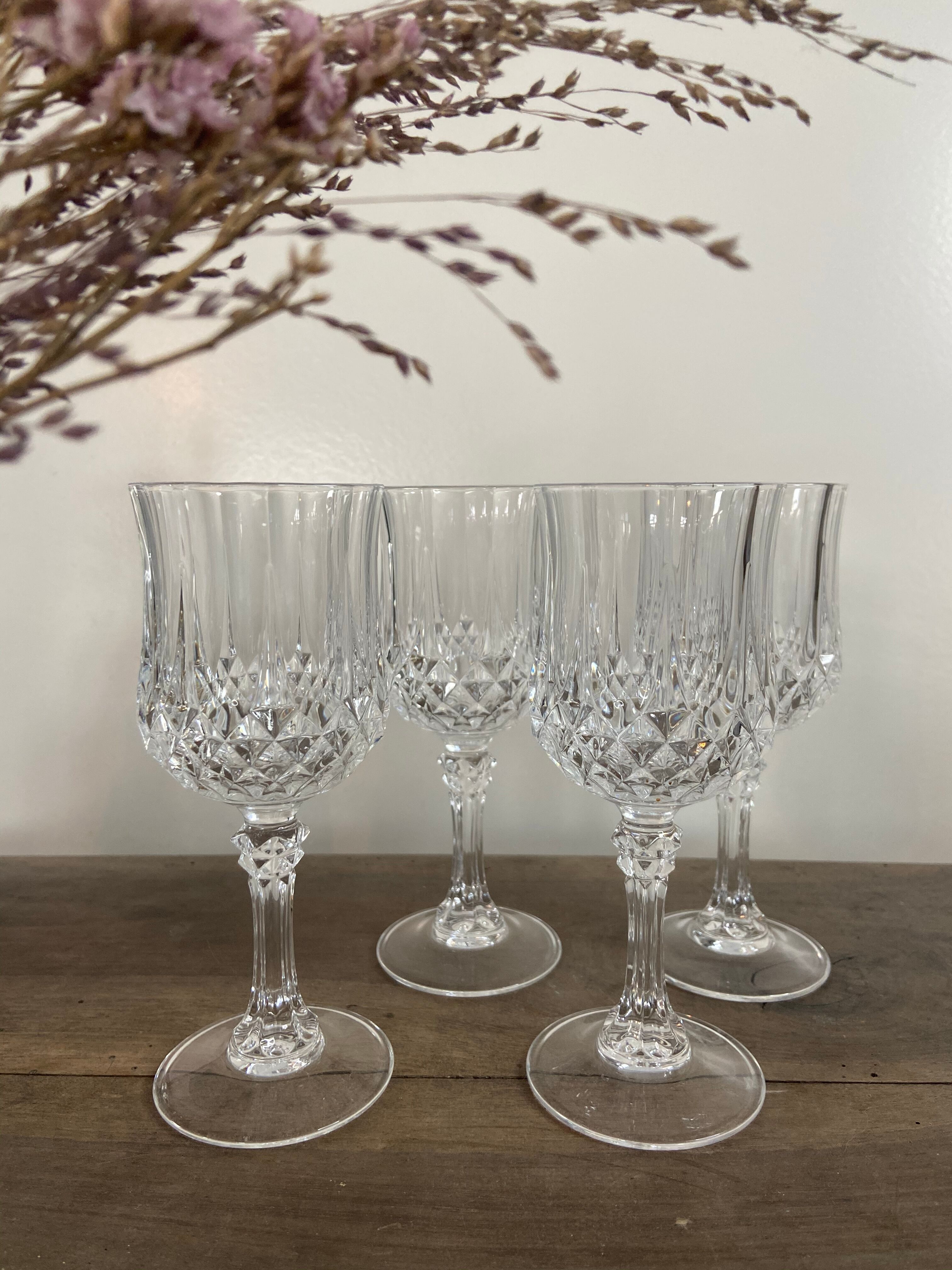 White wine glasses