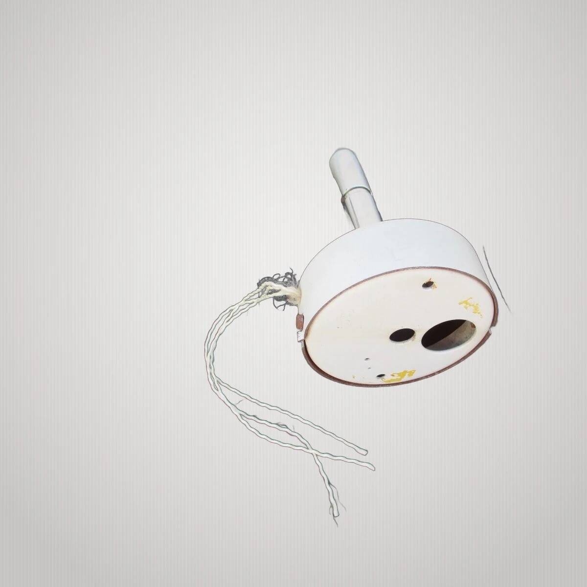 Modernist wall lamp from the Disderot era, Alain Richard adjustable spotlight.