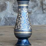 2 vases en laiton gravé