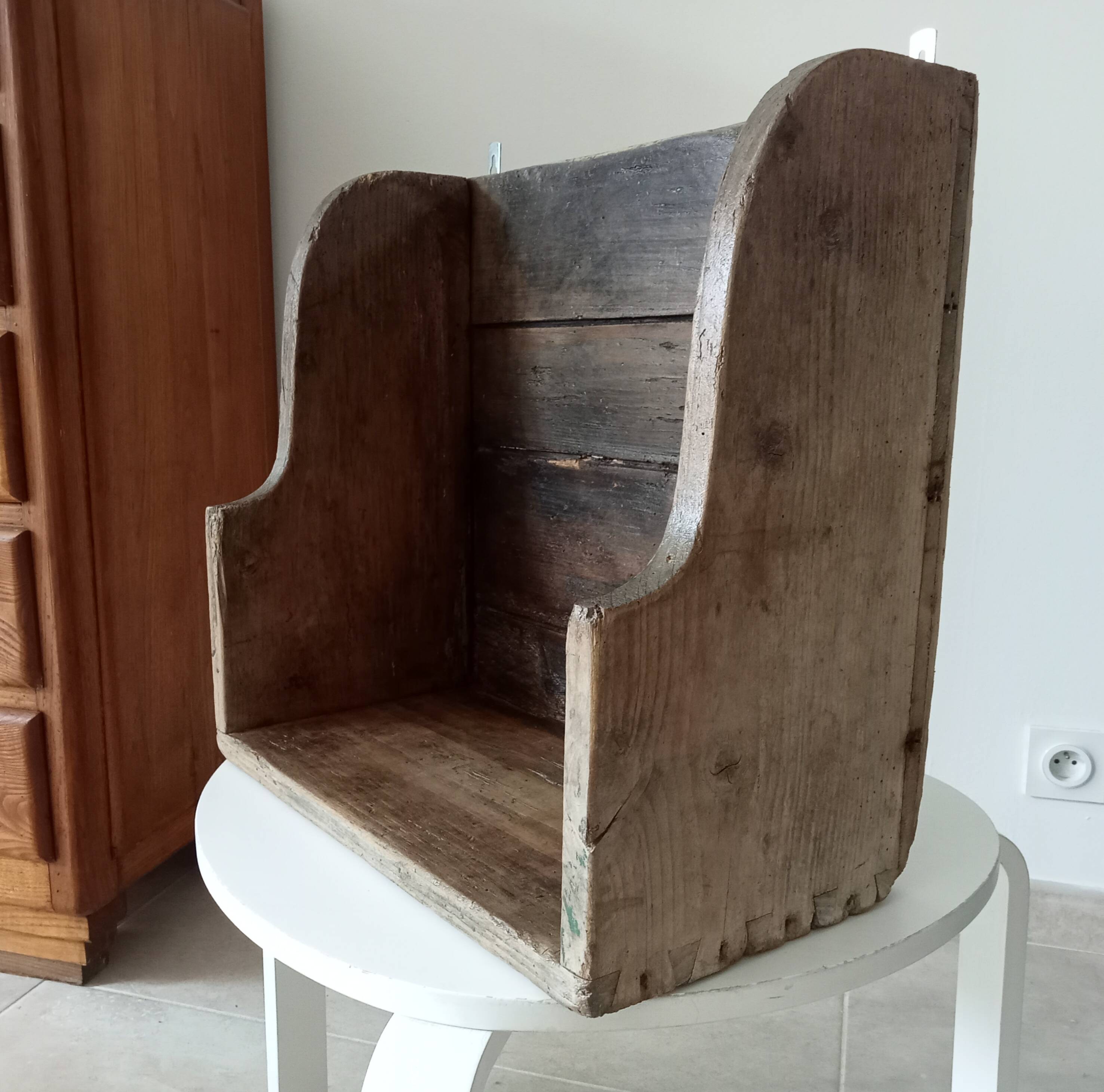 Old wall shelf Triolot