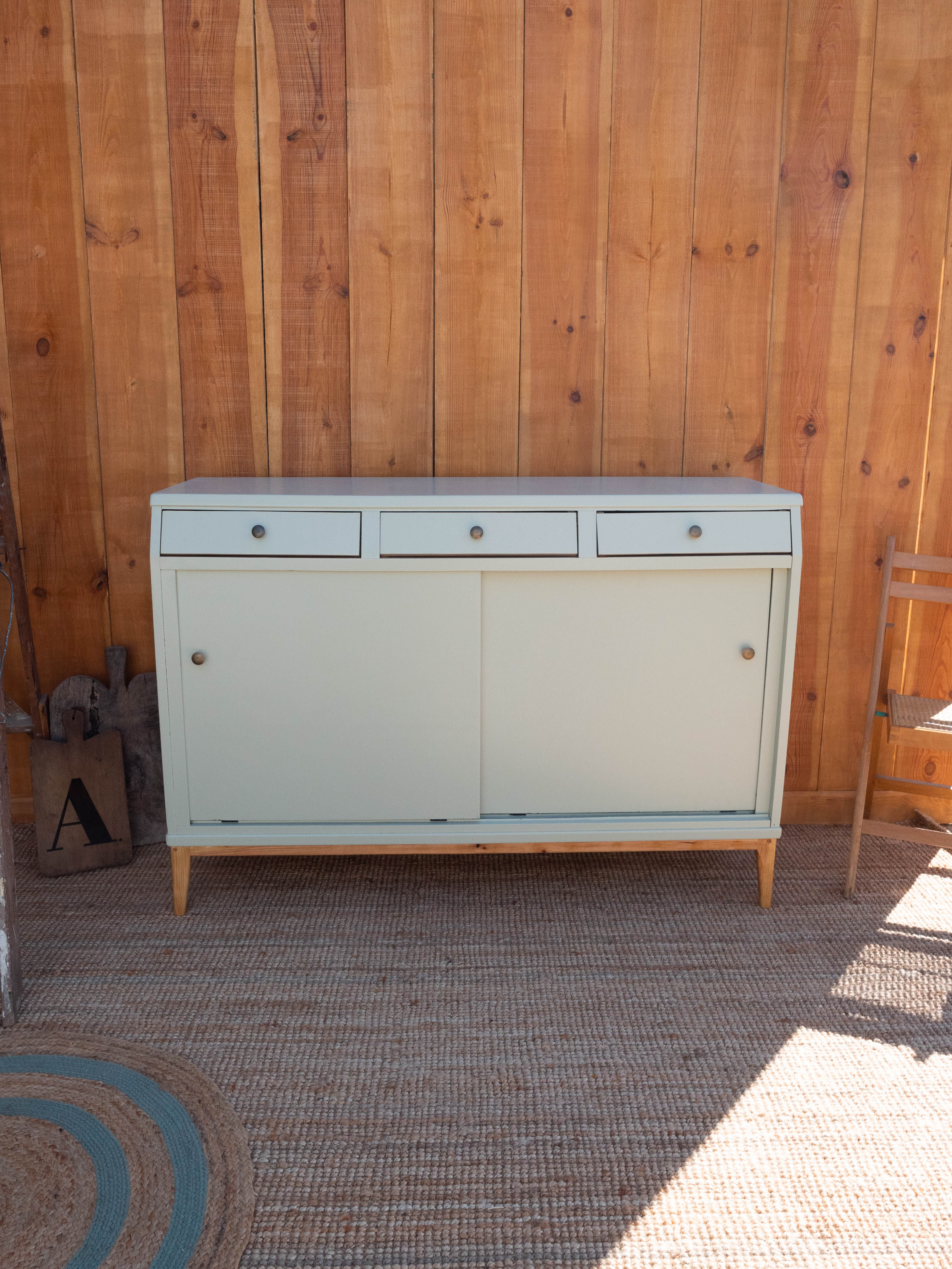 Infilade feet compass