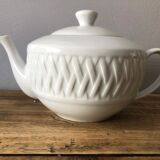 Porcelain tea maker