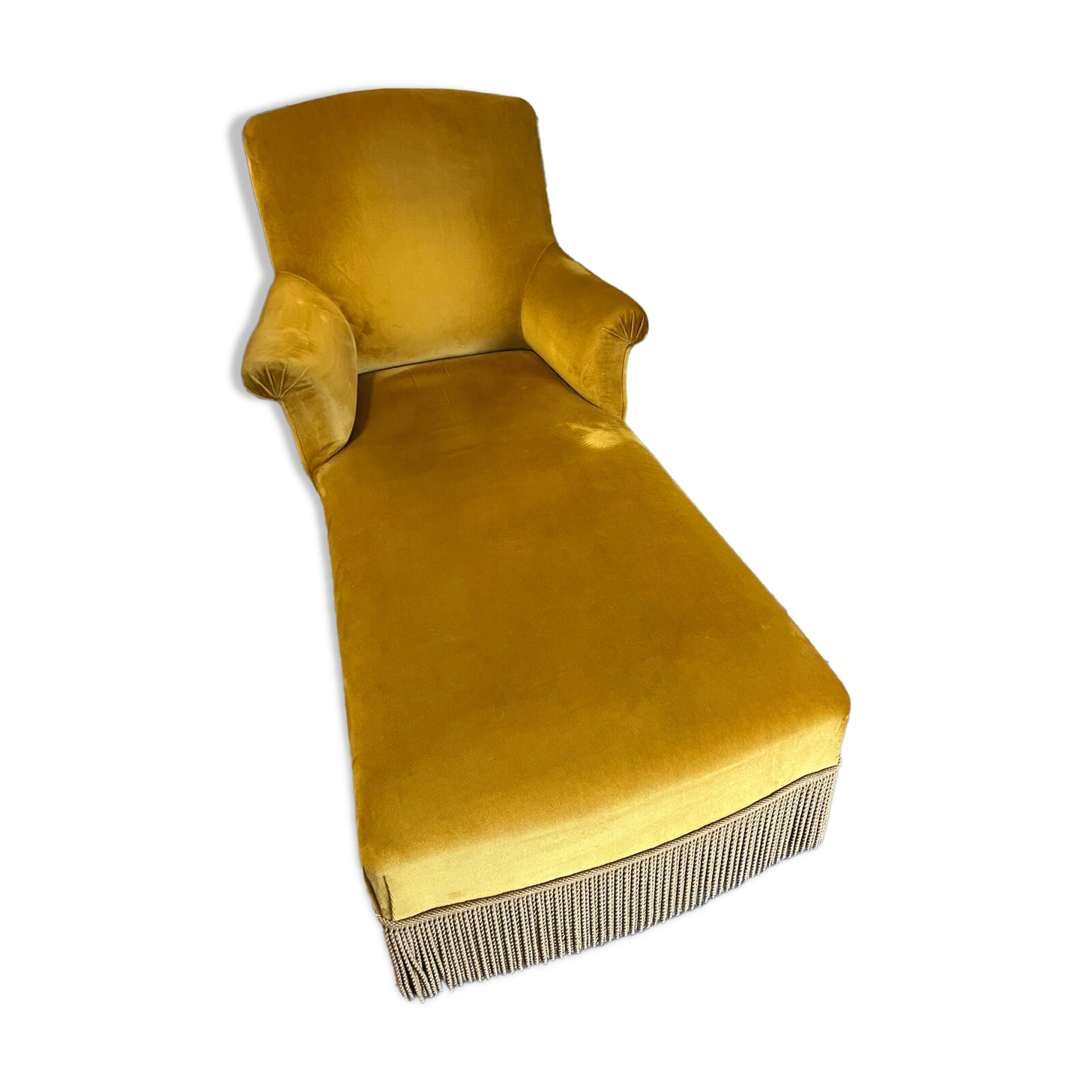 Golden velvet daybed