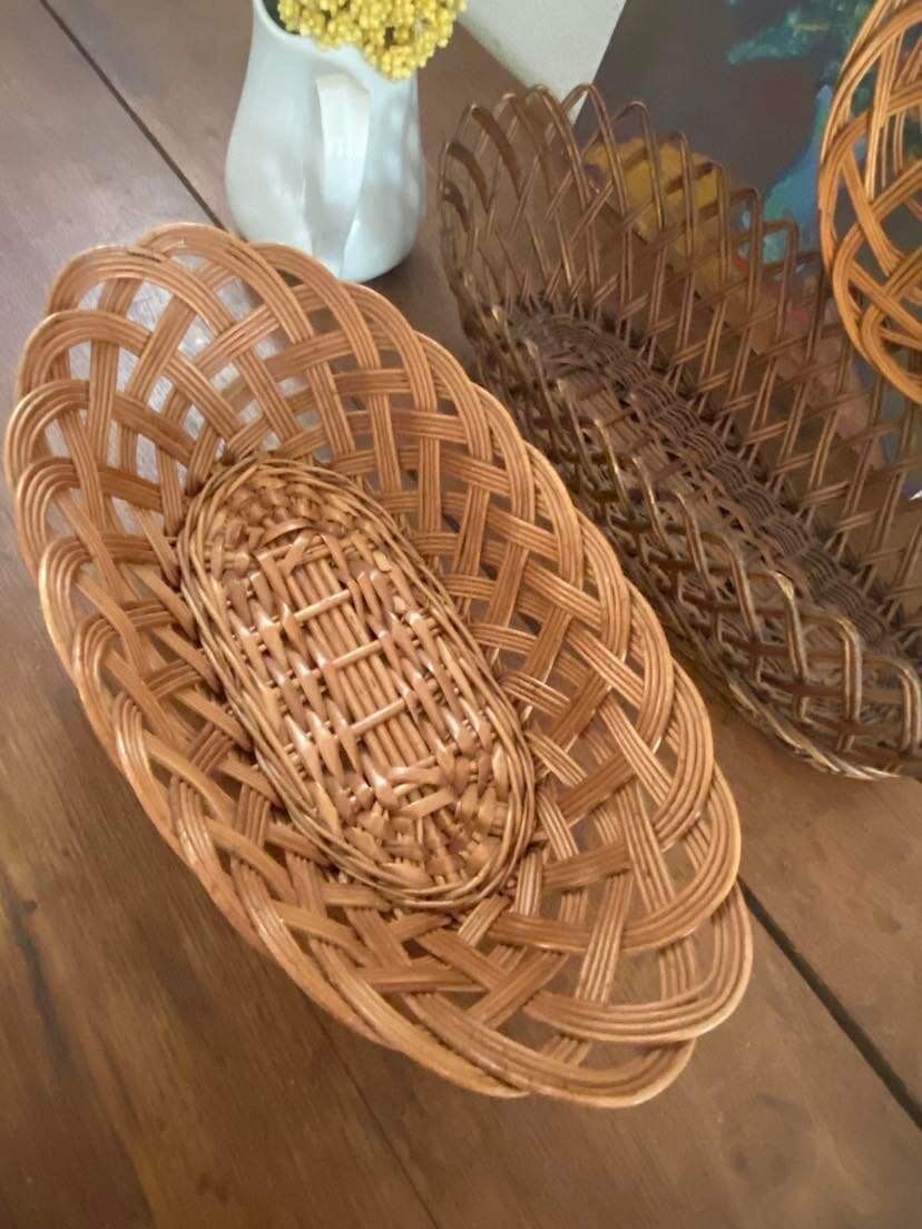 3 matching wicker bread baskets.