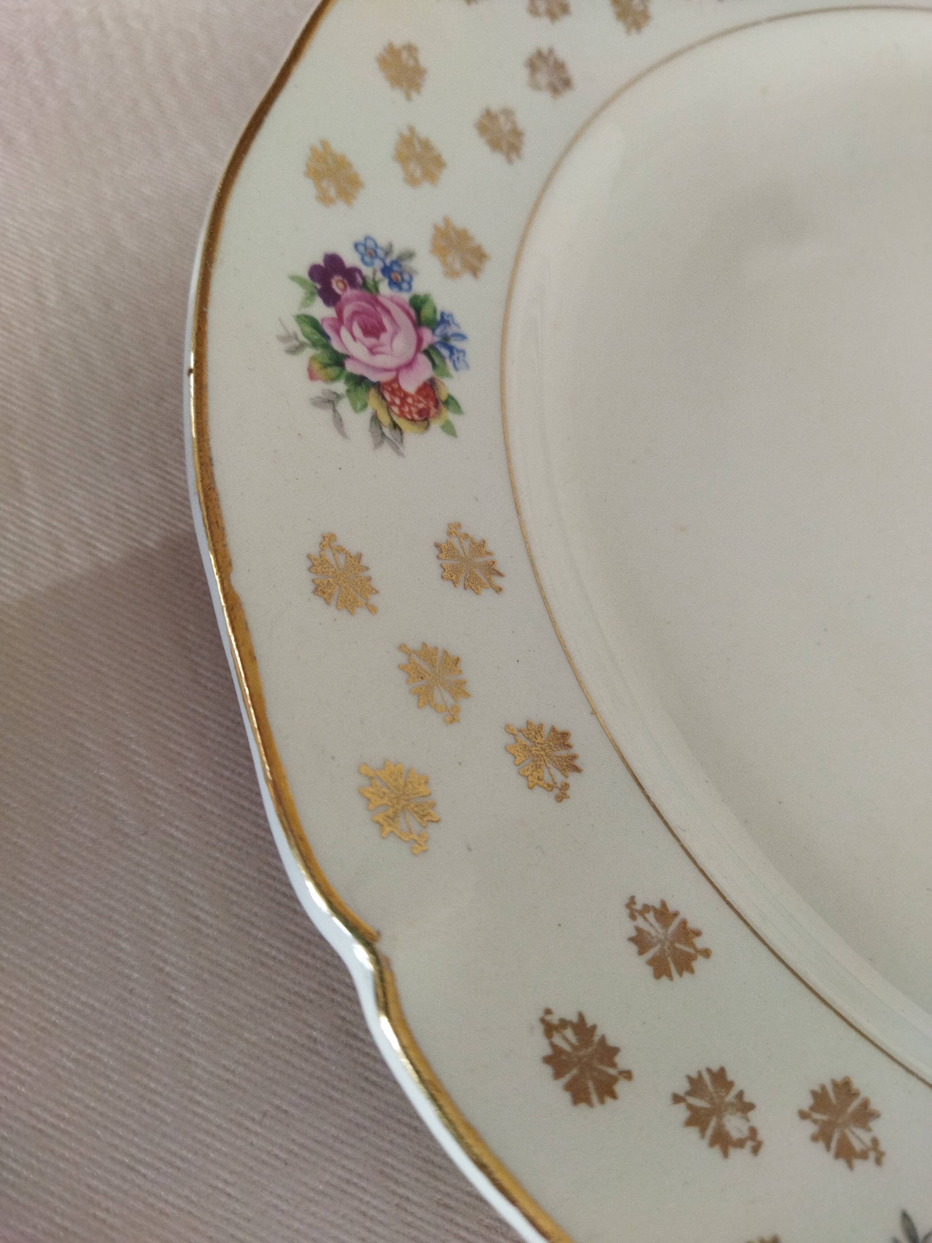 Six assiettes plates Céranord St Amand "Royal"