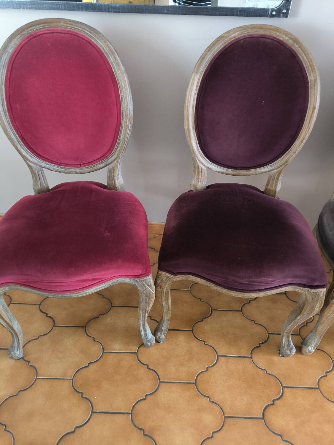 Set of 4 chairs