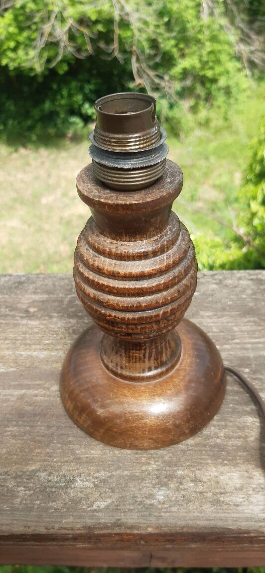 Art Deco turned wood lamp