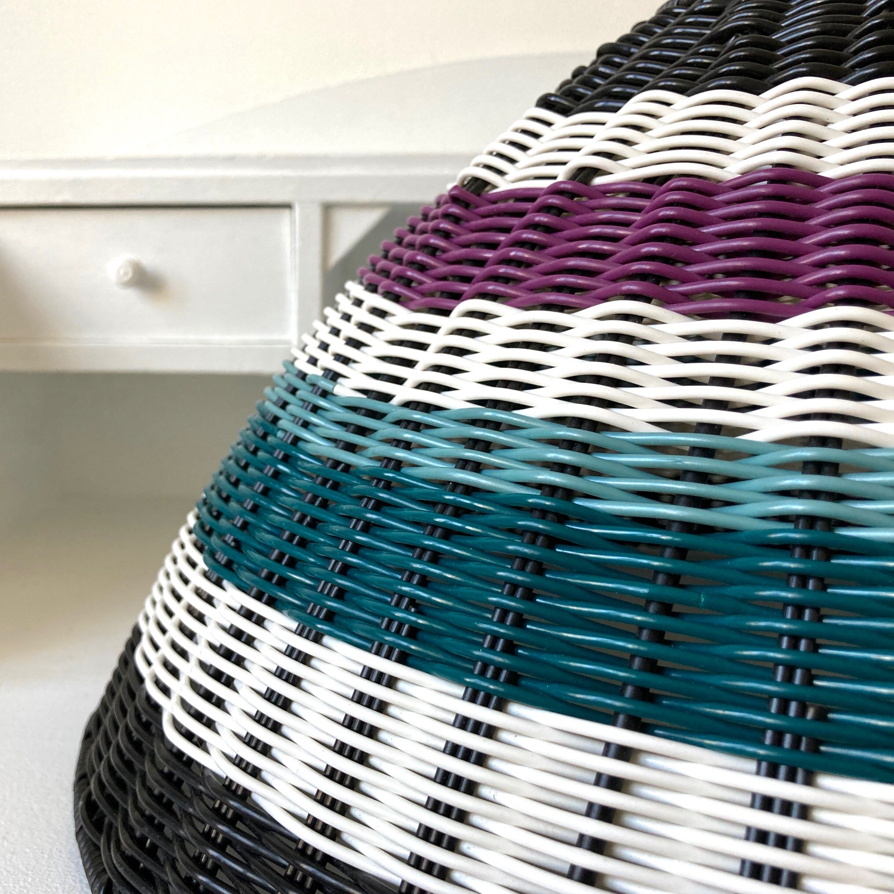 Scoubidou braided suspension