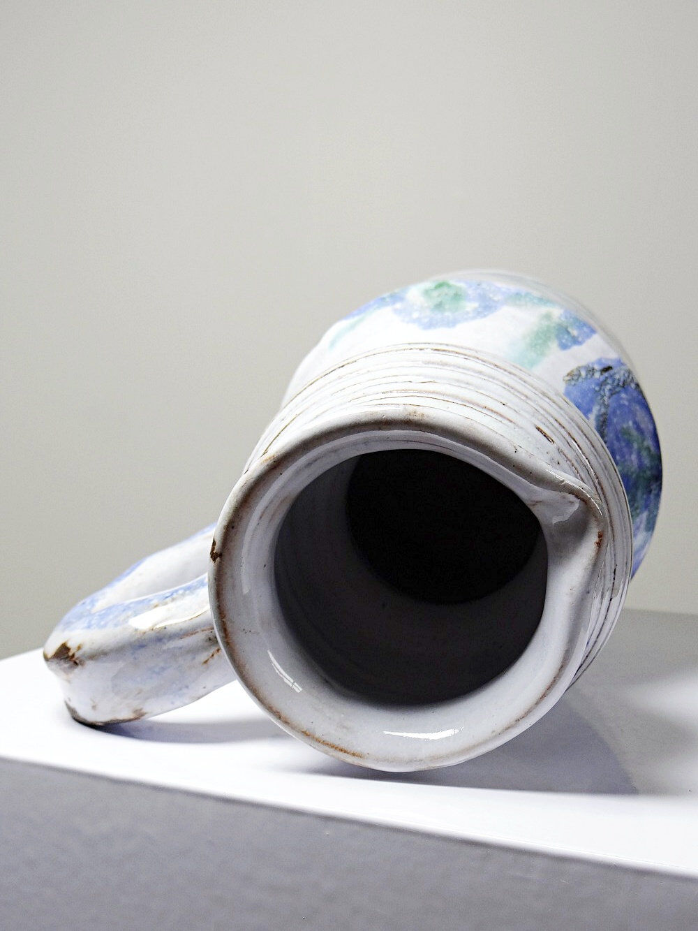 Glazed stoneware pitcher Vallauris 1970s Boris Kasianoff, Albert Thiry, Le Mûrier