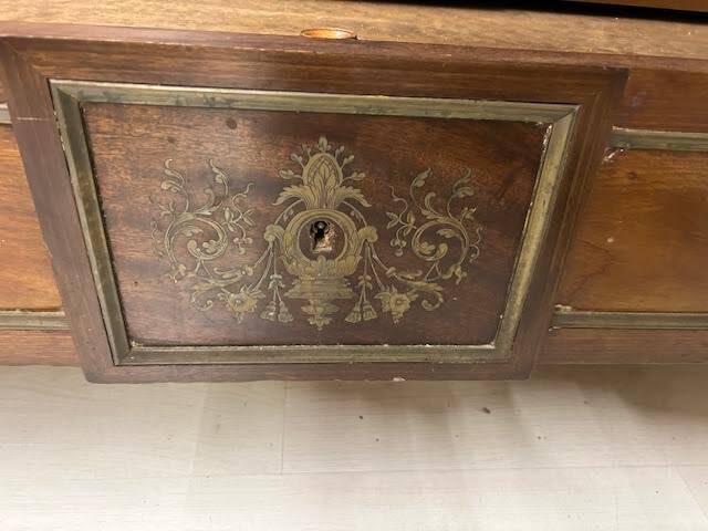 Large 3-door bookcase