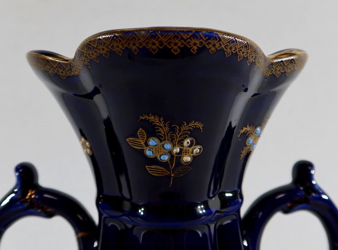 Midnight blue earthenware vase, "fives lille" - early twentieth century
