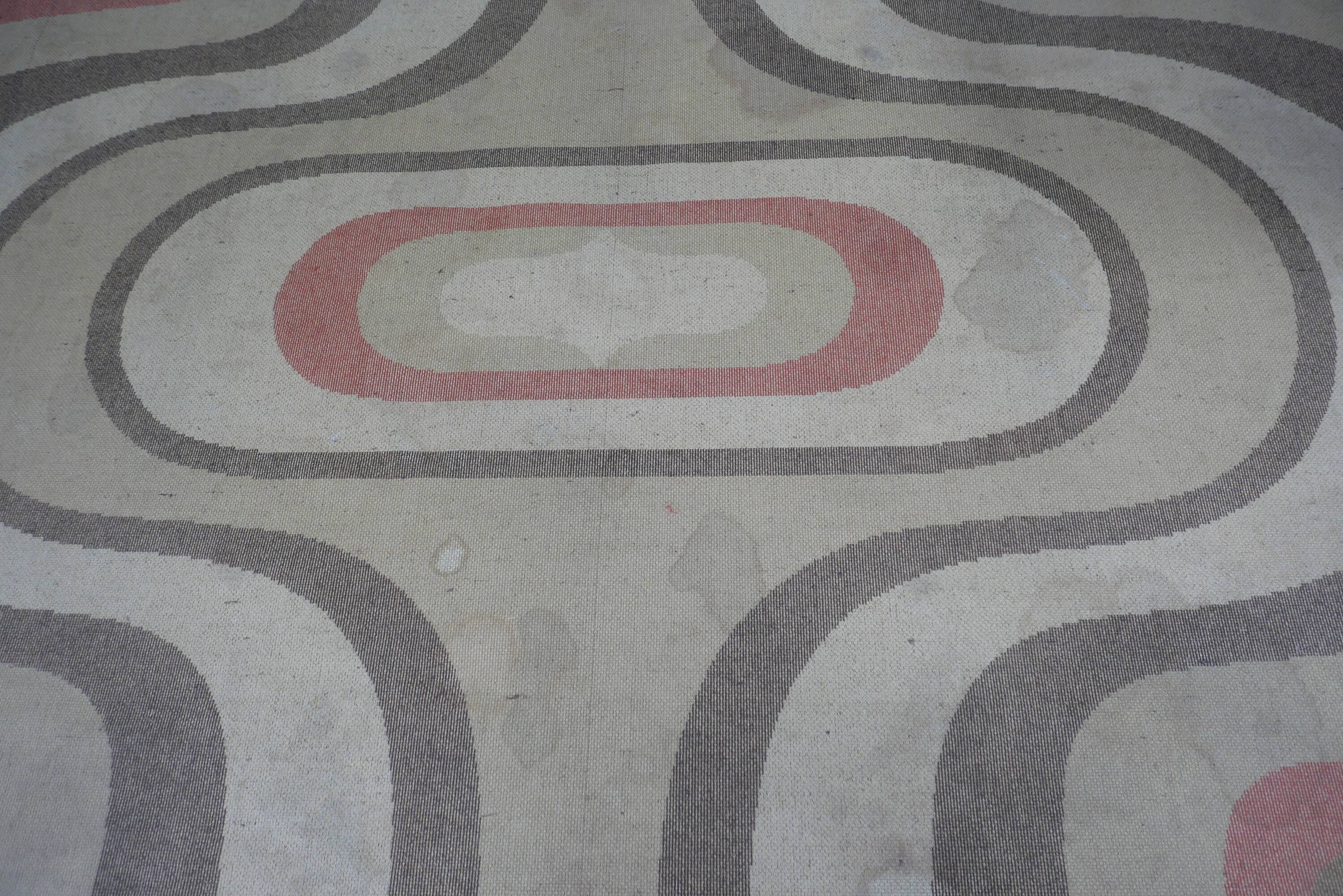Large vintage carpet from the 1970s.