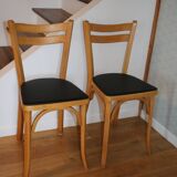 2 chaises Baumann N°19 hêtre clair skai noir