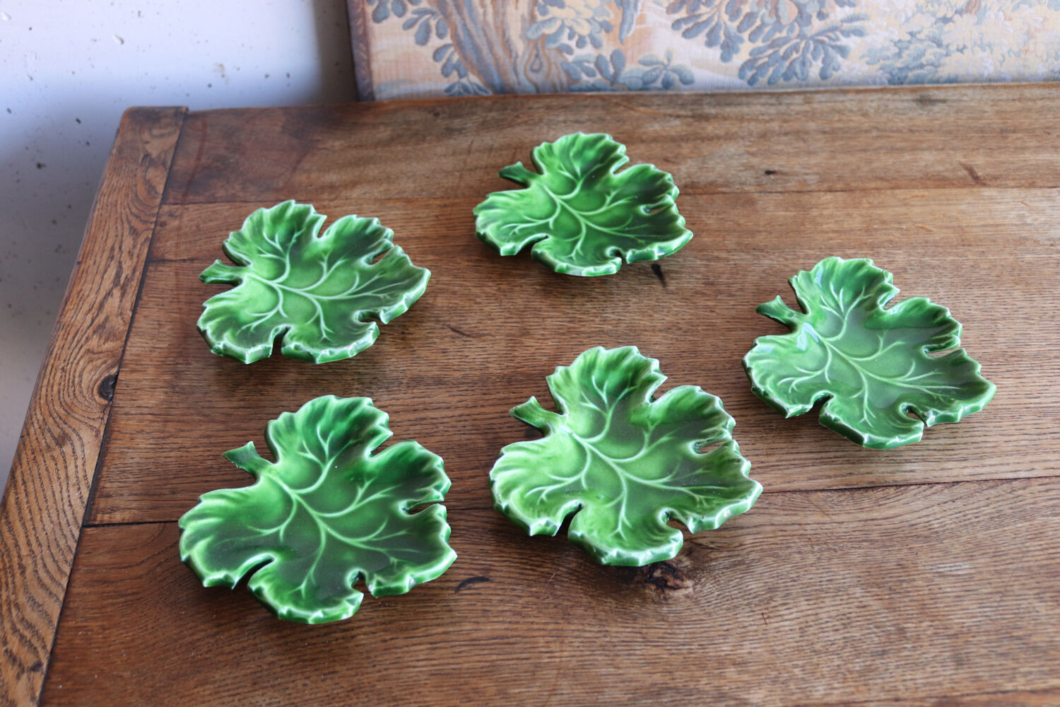 Set of 5 green ceramic leaf dishes – Vallauris