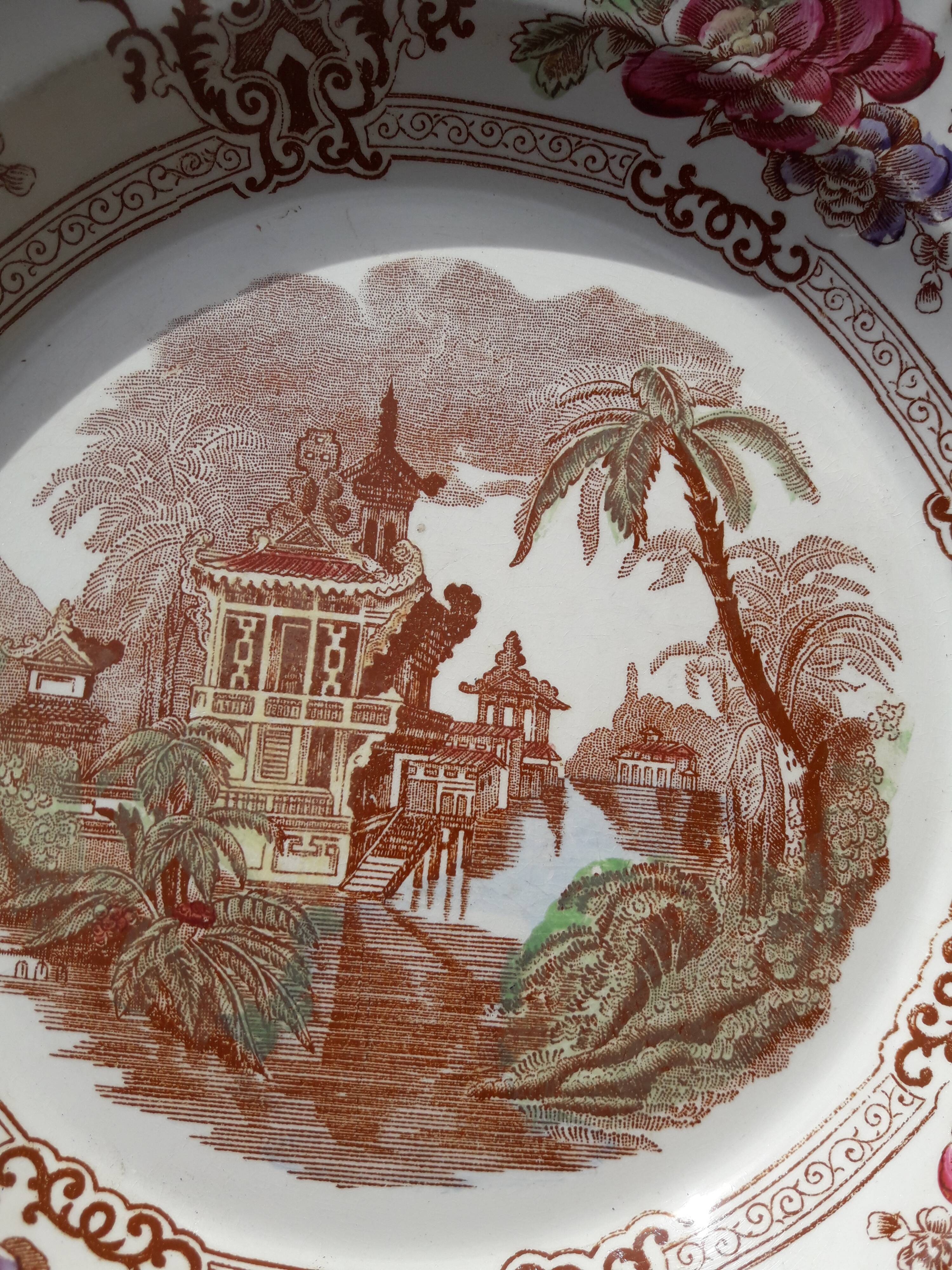 Longwy Japanese model hollow round dish diam 25.7 cm