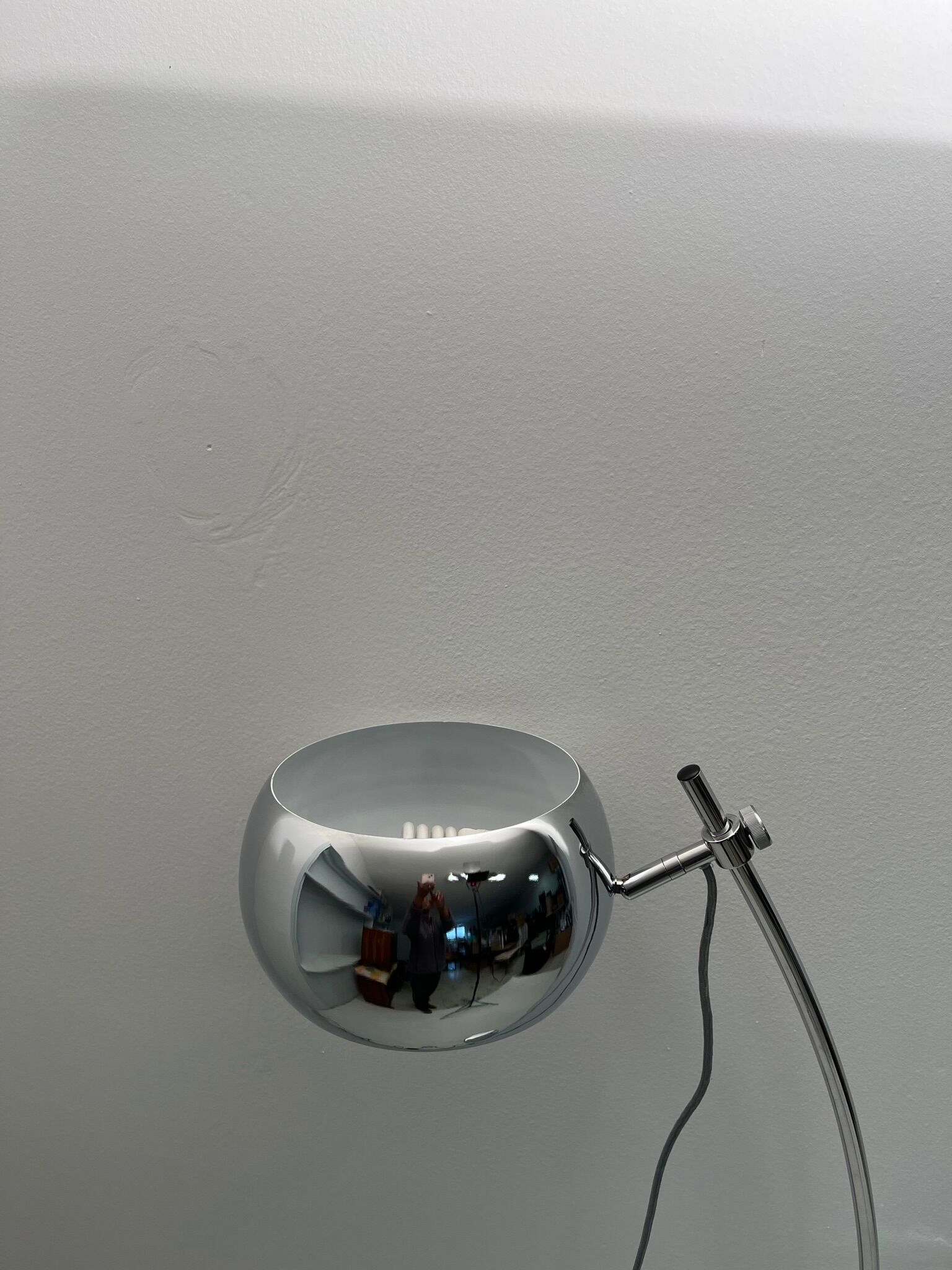 Lampadaire  métal chromé