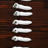 Tulip knife holders