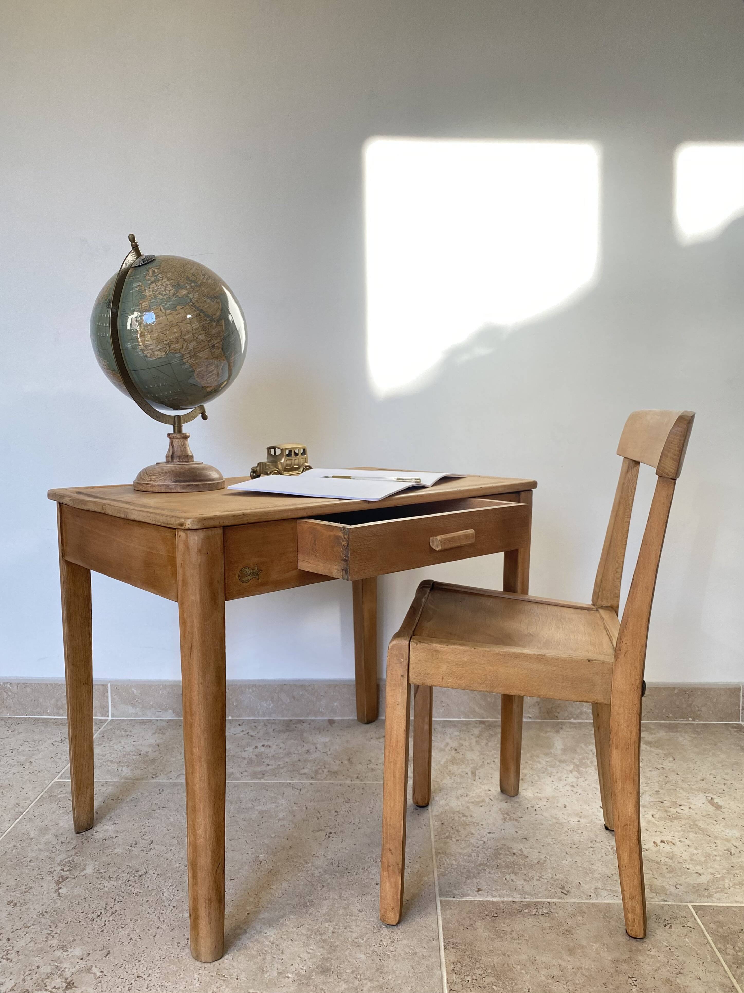 Bureau enfant et sa chaise