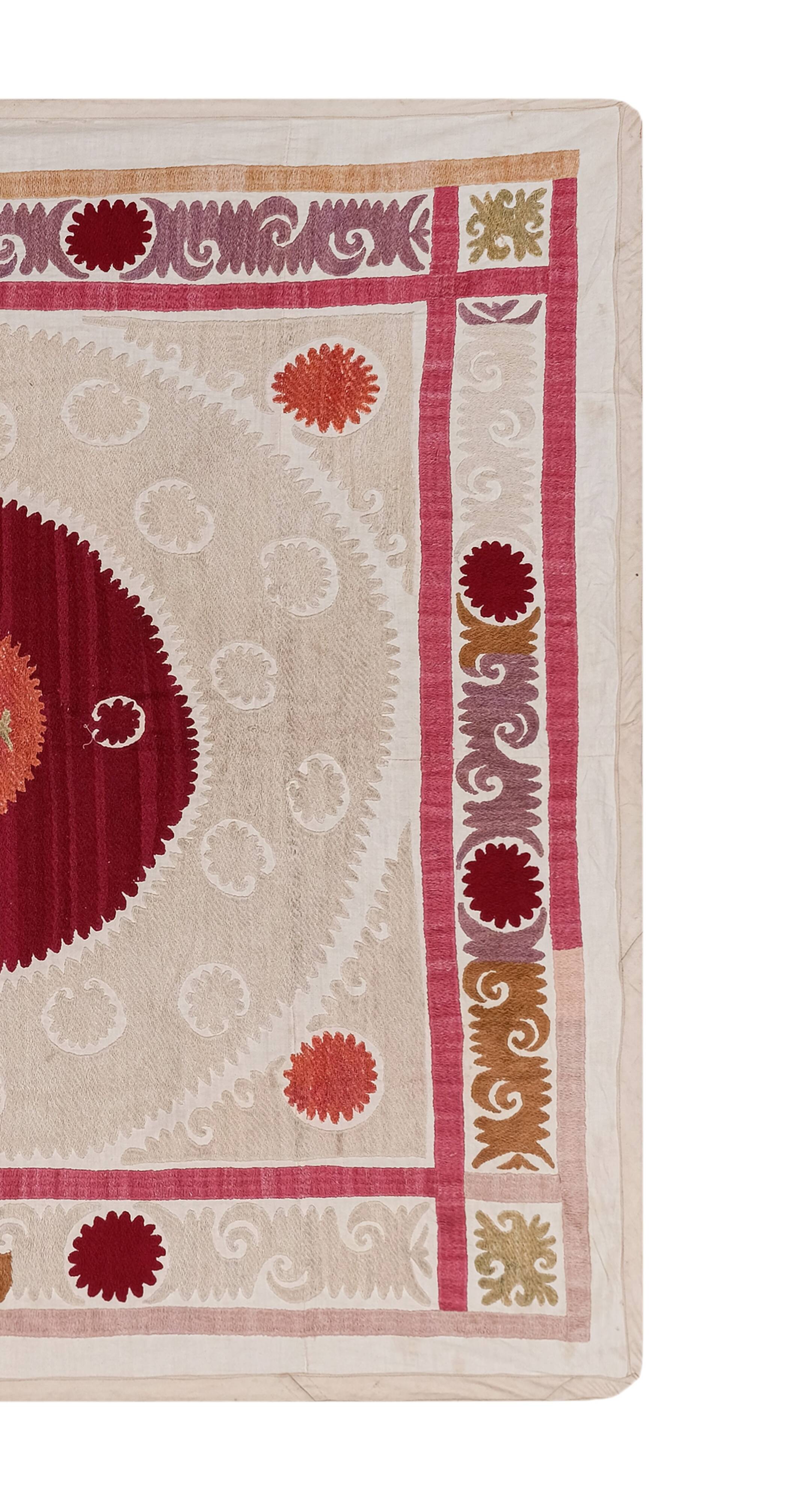 Hand knotted rug, vintage Turkish rug 116x129 cm