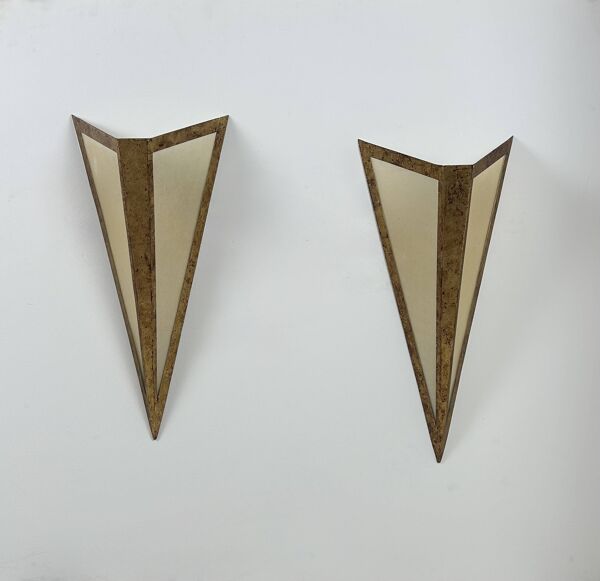 Paire d'appliques XL en métal doré et parchemin, France, 1970