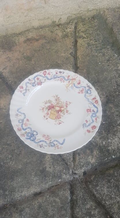 Plate in iron earth longchamps model ribbons