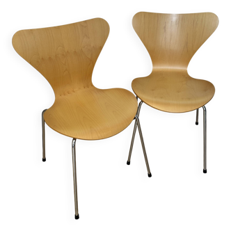 Set of 2 Serie 7 chairs (3107) by Arne Jacobsen / Fritz Hansen