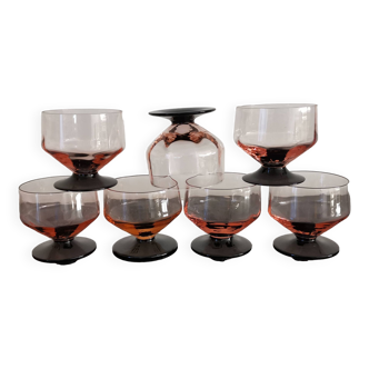 7 art deco champagne glasses in smoked salmon glass 30's