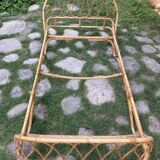 Rattan basket bed