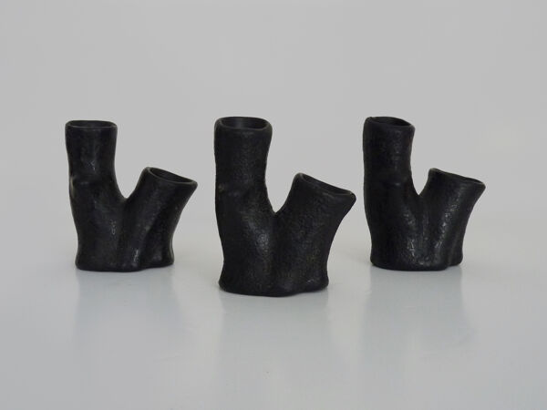 Trio de vases en céramique forme troncs d'arbres signées et numérotées