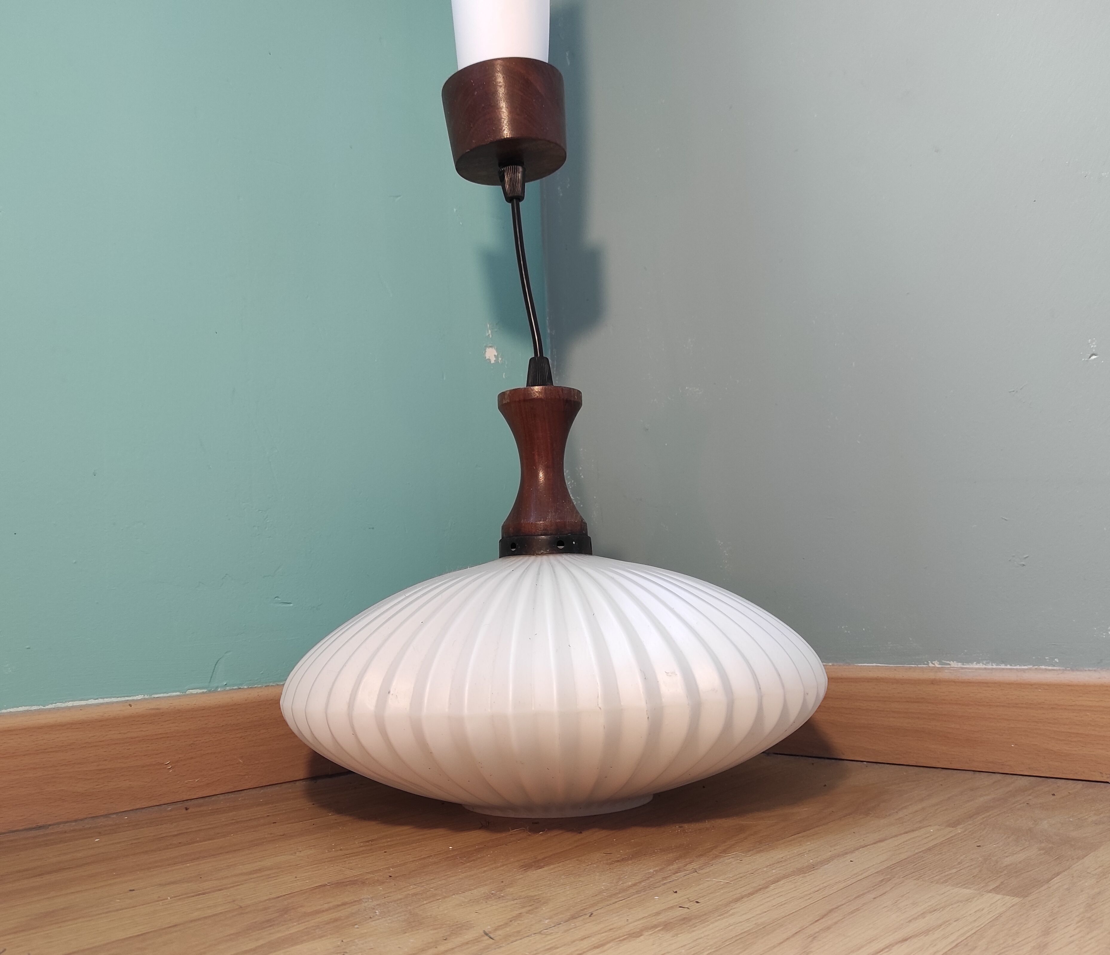 Opaline 50s pendant lamp