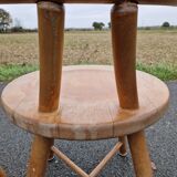 Set of 4 solid organic chairs