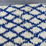 Moroccan rug in natural wool 3 x 2 m
