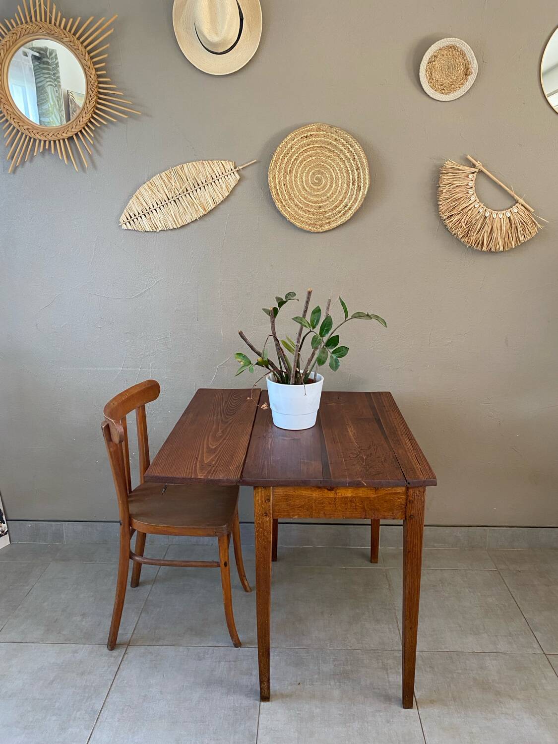 Small vintage kitchen table or desk