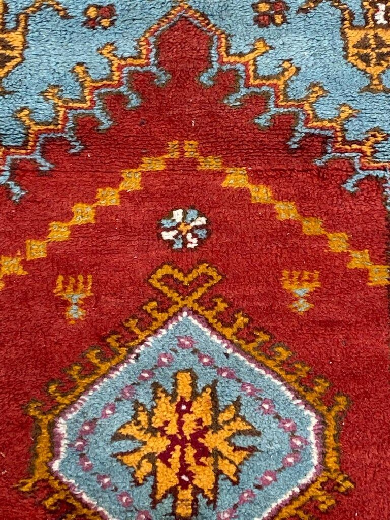 Mid-century Turkish Ushak carpet 144x82cm