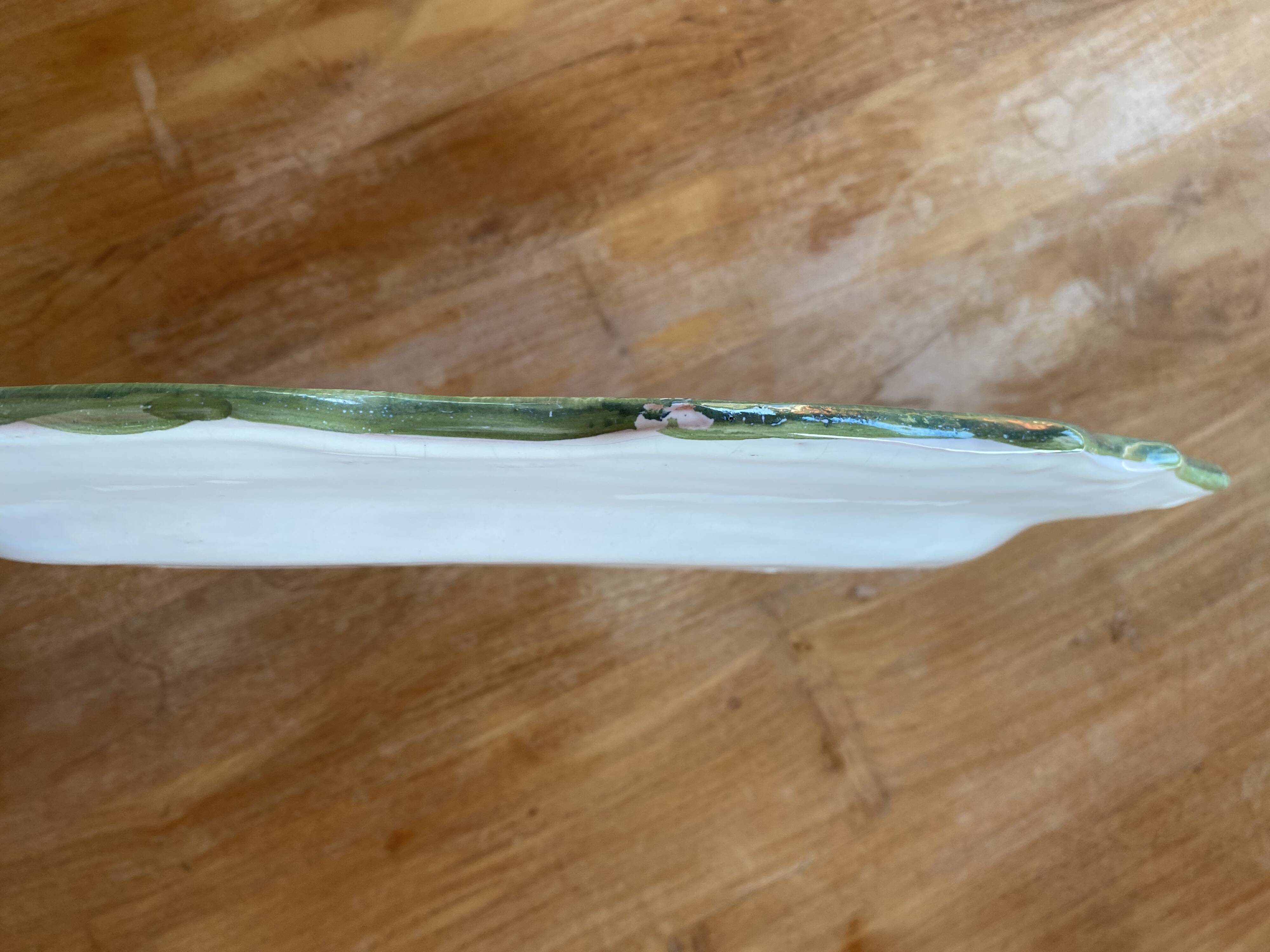 Large decorative earthenware dish